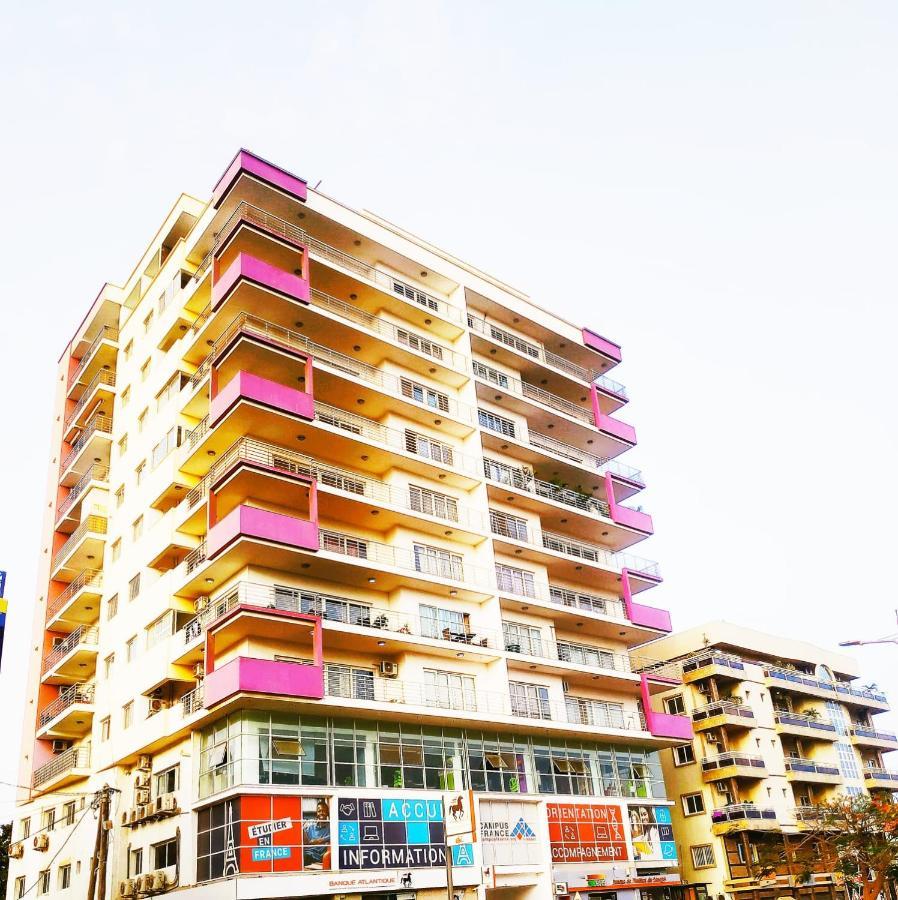 Chambres Meublees Avenue Cheikh Anta Diop Dakar Exterior photo